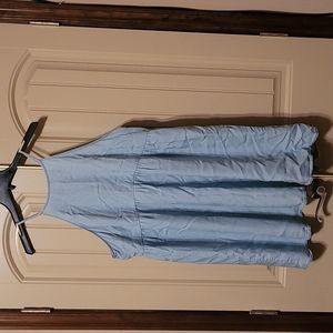 Lightweight dress denim look